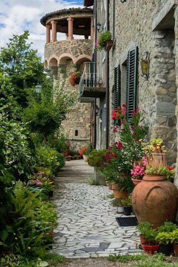 Monnalisa Apartment Castiglione di Garfagnana Exterior photo