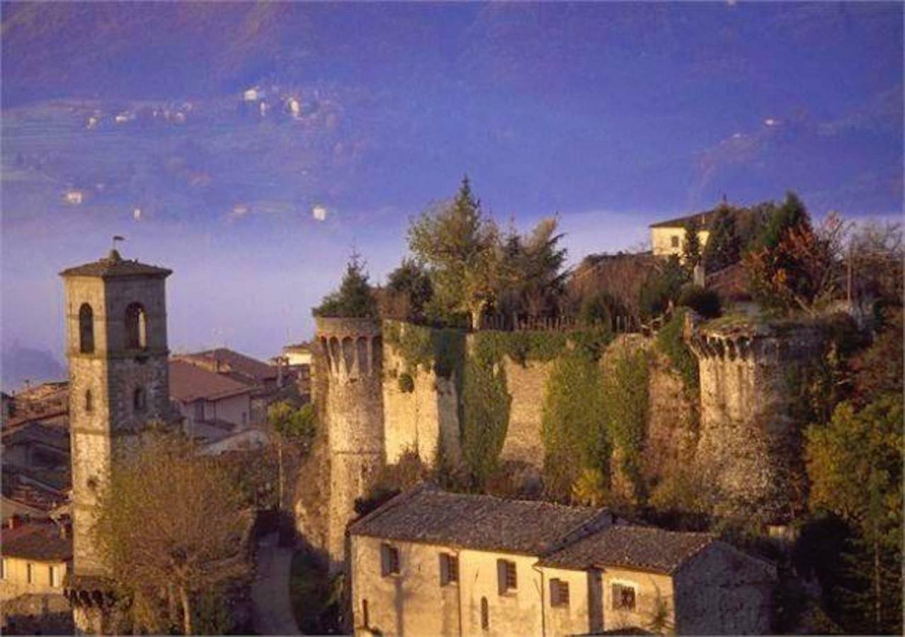 Monnalisa Apartment Castiglione di Garfagnana Exterior photo